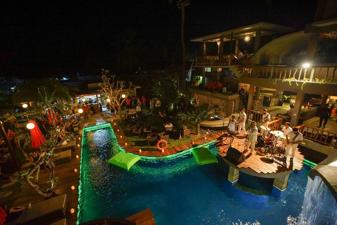 Pipe Dream Villas Resort Kuta  Esterno foto