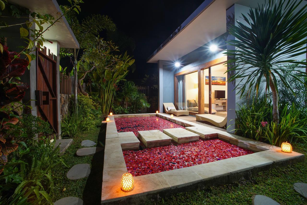 Pipe Dream Villas Resort Kuta  Esterno foto