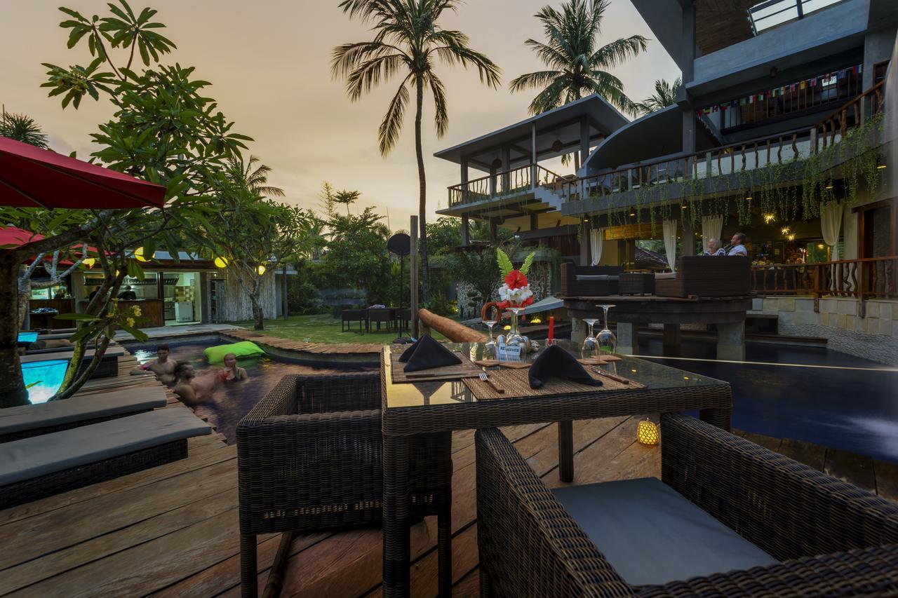 Pipe Dream Villas Resort Kuta  Esterno foto