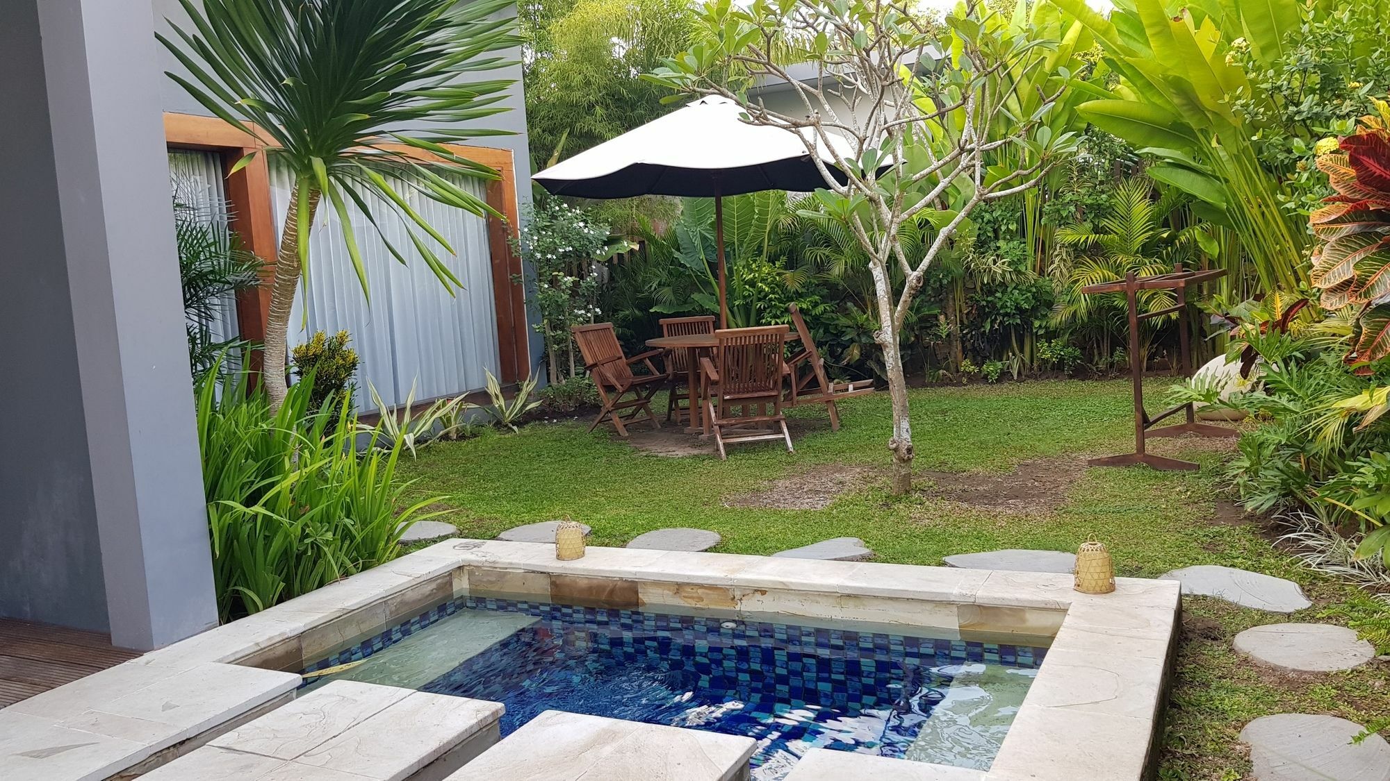 Pipe Dream Villas Resort Kuta  Esterno foto